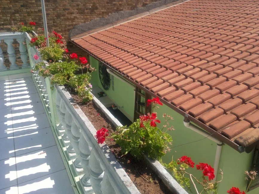 Foto 1 de Casa com 3 quartos à venda, 200m2 em Vila São Pedro, Santo Andre - SP