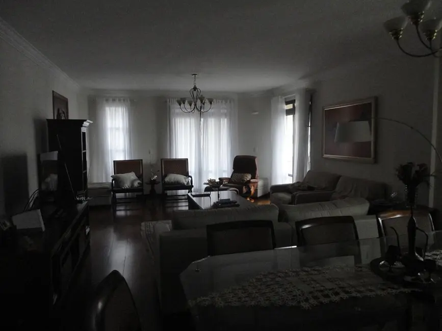 Foto 2 de Apartamento com 3 quartos à venda, 211m2 em Vila Bastos, Santo Andre - SP