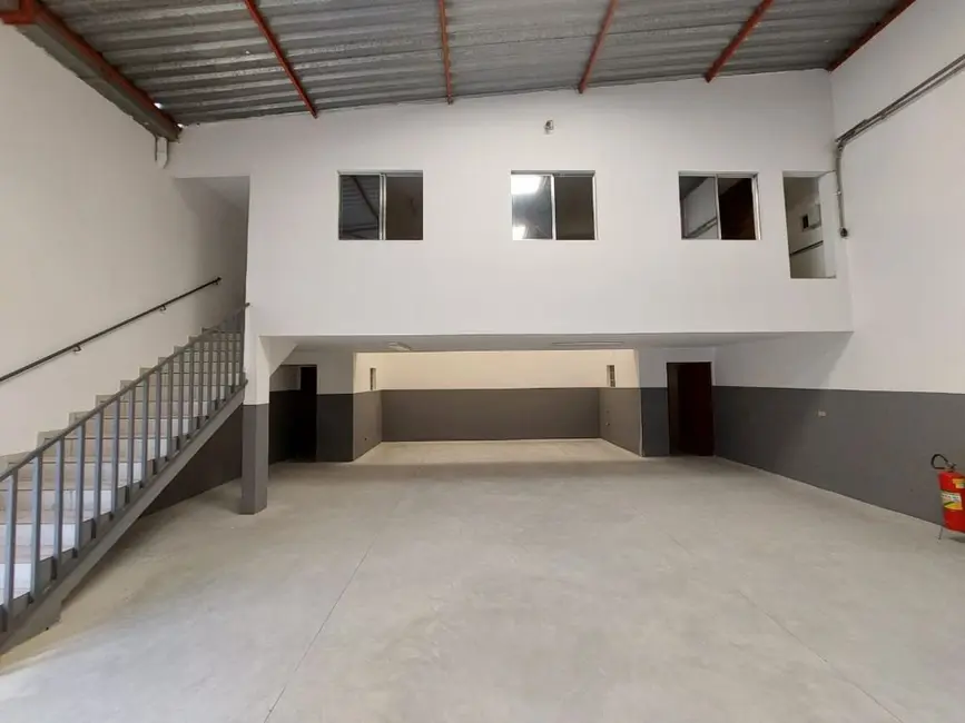 Foto 9 de Armazém / Galpão para alugar, 323m2 em Jardim Ocara, Santo Andre - SP