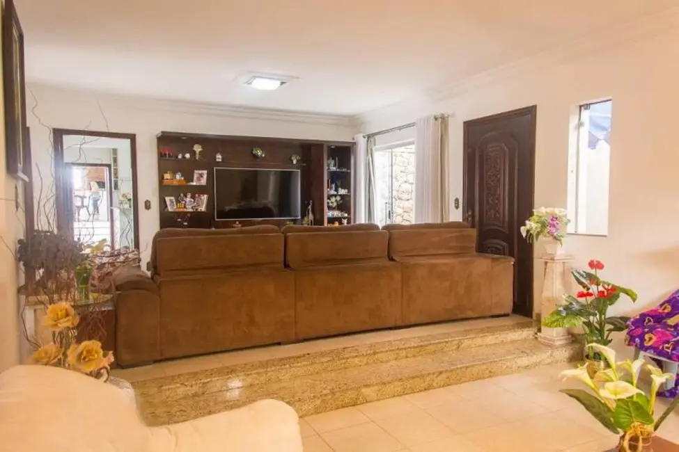 Casa com 4 quartos à venda e para alugar, 500m2 em Vila Homero Thon, Santo Andre - SP - imagem 4 Foto 4 de Casa com 4 quartos à venda e para alugar, 500m2 em Vila Homero Thon, Santo Andre - SP
