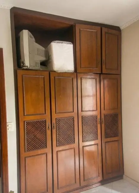 Casa com 4 quartos à venda e para alugar, 500m2 em Vila Homero Thon, Santo Andre - SP - imagem 8 Foto 8 de Casa com 4 quartos à venda e para alugar, 500m2 em Vila Homero Thon, Santo Andre - SP