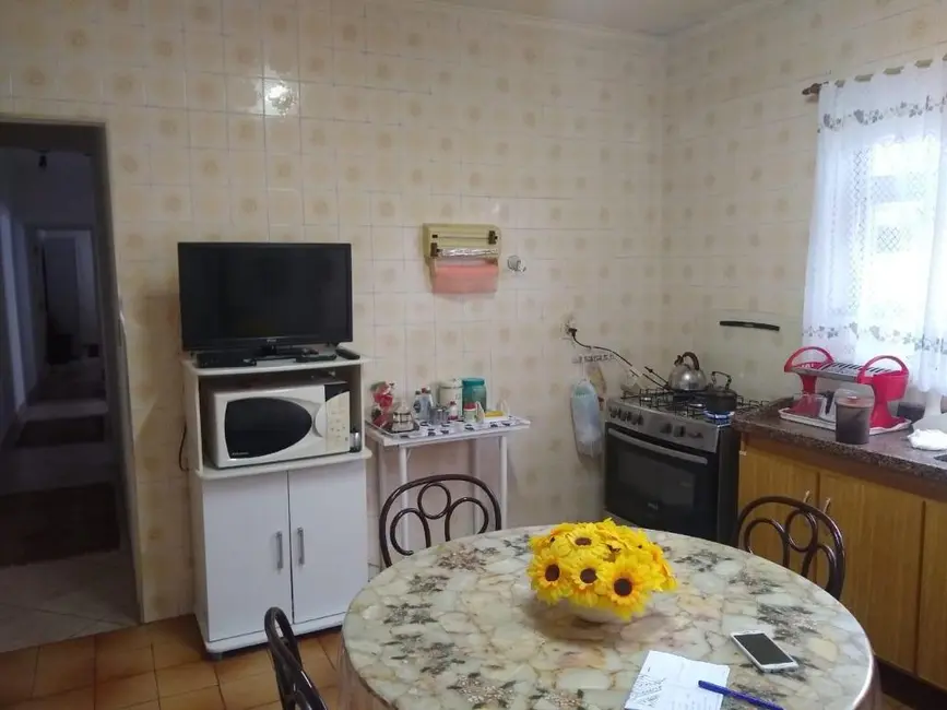 Casa com 3 quartos à venda, 227m2 em Vila Eldízia, Santo Andre - SP - imagem 2 Foto 2 de Casa com 3 quartos à venda, 227m2 em Vila Eldízia, Santo Andre - SP