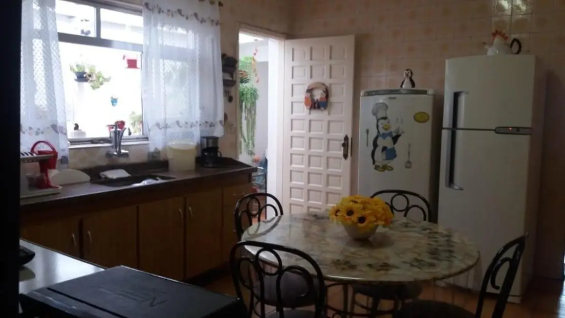 Casa com 3 quartos à venda, 227m2 em Vila Eldízia, Santo Andre - SP - imagem 3 Foto 3 de Casa com 3 quartos à venda, 227m2 em Vila Eldízia, Santo Andre - SP