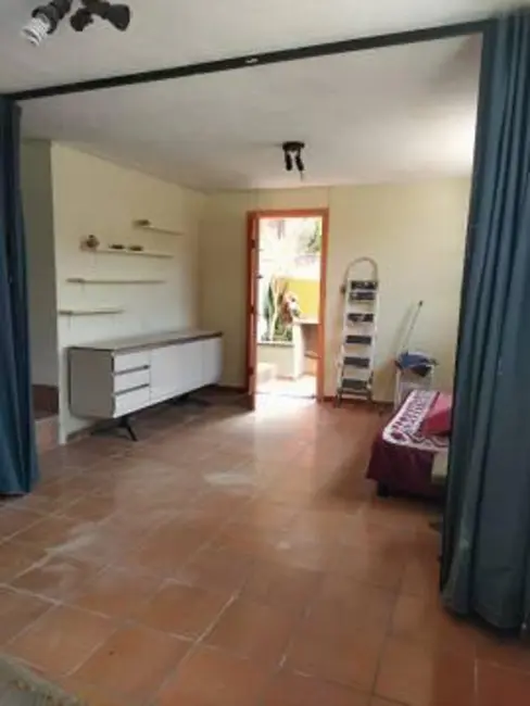 Casa com 3 quartos à venda, 229m2 em Vila Eldízia, Santo Andre - SP - imagem 5 Foto 5 de Casa com 3 quartos à venda, 229m2 em Vila Eldízia, Santo Andre - SP
