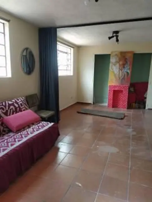 Casa com 3 quartos à venda, 229m2 em Vila Eldízia, Santo Andre - SP - imagem 3 Foto 3 de Casa com 3 quartos à venda, 229m2 em Vila Eldízia, Santo Andre - SP