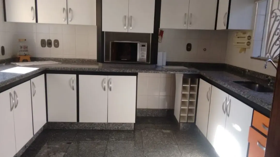 Foto 9 de Sobrado com 4 quartos à venda, 407m2 em Vila Cecília Maria, Santo Andre - SP