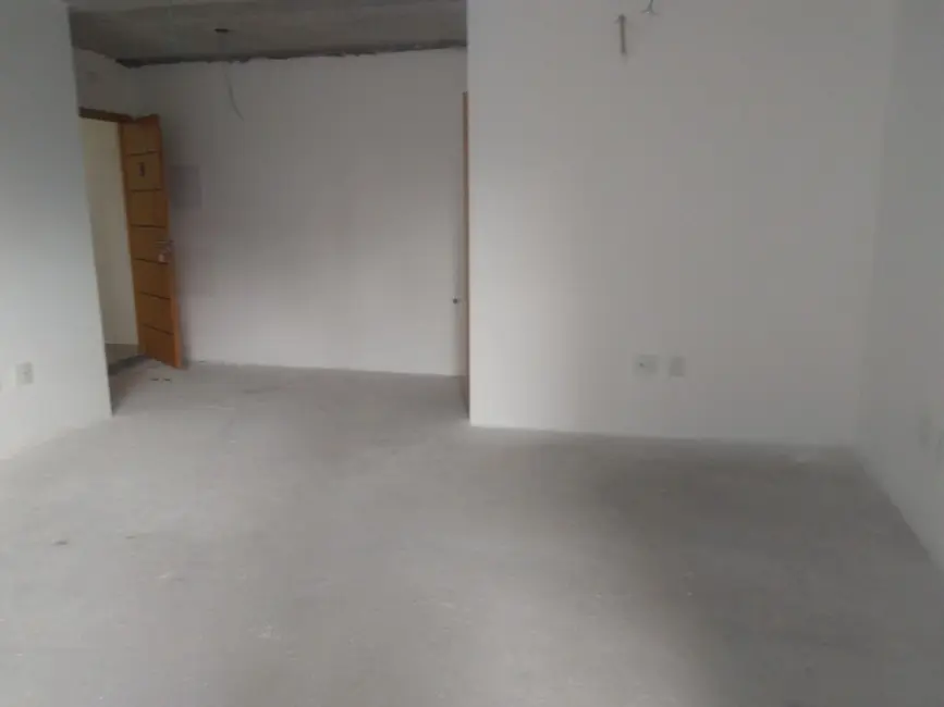 Foto 2 de Sala Comercial à venda e para alugar, 48m2 em Vila Bastos, Santo Andre - SP