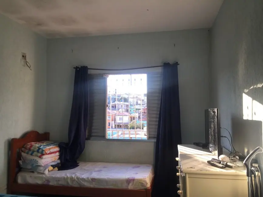 Foto 8 de Sobrado com 5 quartos à venda, 180m2 em Vila Palmares, Santo Andre - SP