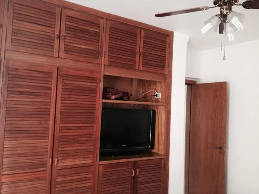 Foto 5 de Apartamento com 3 quartos à venda, 126m2 em Guaruja - SP