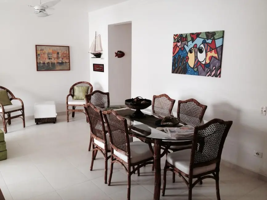 Foto 4 de Apartamento com 3 quartos à venda, 126m2 em Guaruja - SP