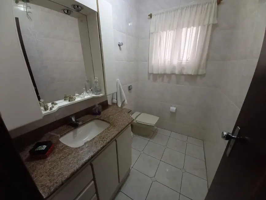 Foto 5 de Sobrado com 3 quartos à venda, 171m2 em Vila Scarpelli, Santo Andre - SP