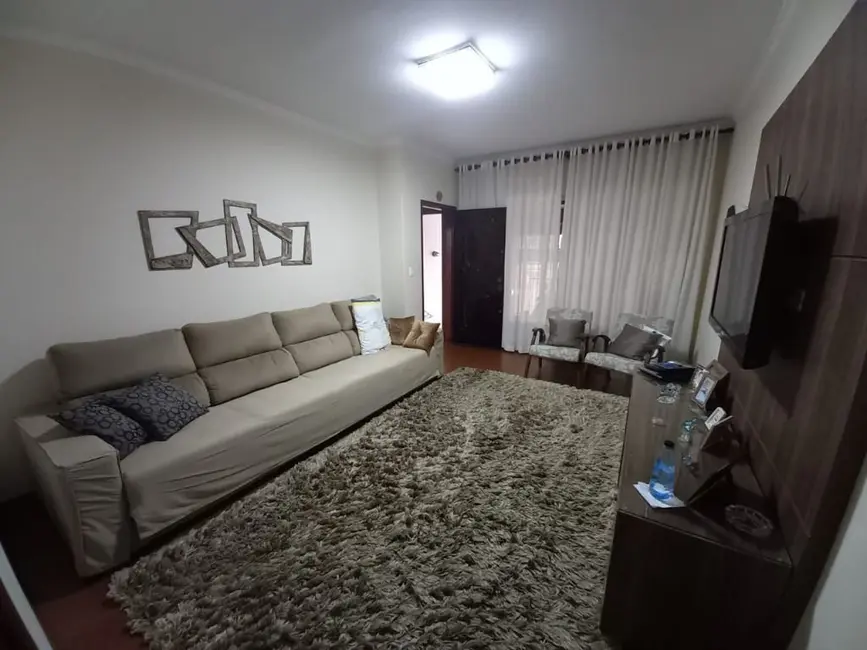 Foto 3 de Sobrado com 3 quartos à venda, 171m2 em Vila Scarpelli, Santo Andre - SP