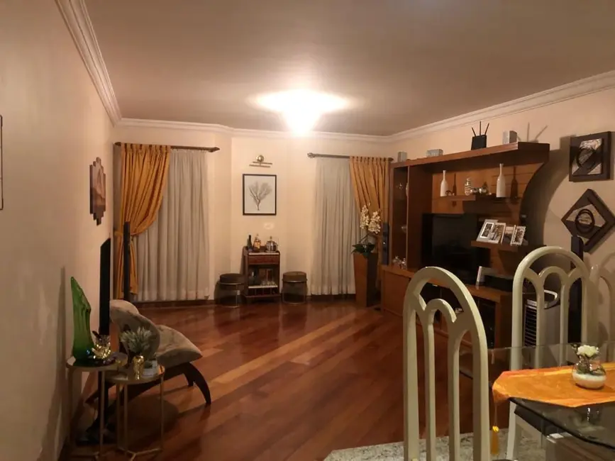 Sobrado com 3 quartos à venda, 144m2 em Santo Andre - SP - imagem 5 Foto 5 de Sobrado com 3 quartos à venda, 144m2 em Santo Andre - SP