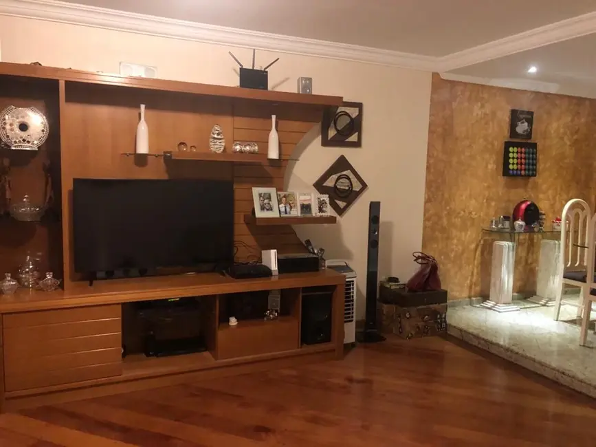 Sobrado com 3 quartos à venda, 144m2 em Santo Andre - SP - imagem 7 Foto 7 de Sobrado com 3 quartos à venda, 144m2 em Santo Andre - SP