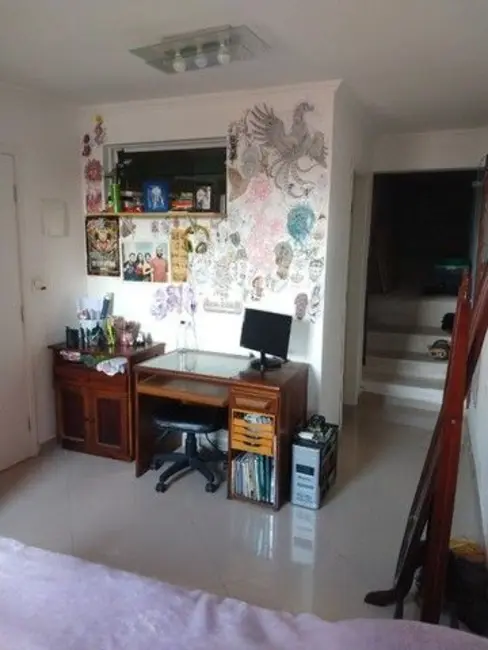 Foto 9 de Sobrado com 4 quartos à venda, 249m2 em Vila Vitória, Santo Andre - SP