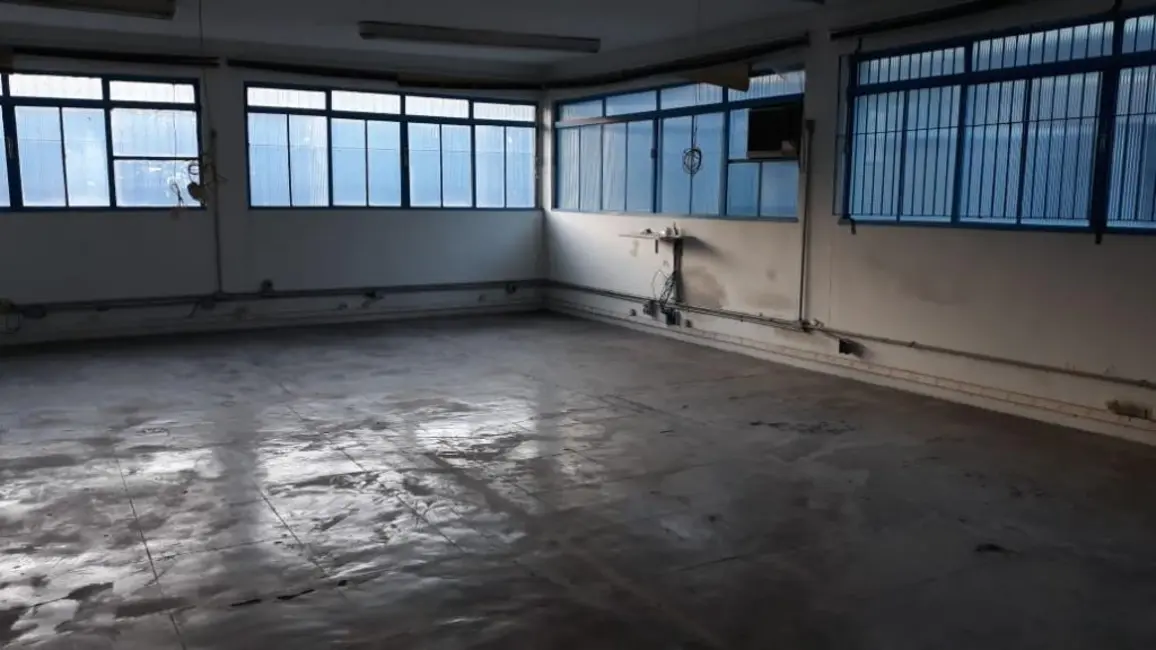 Foto 1 de Armazém / Galpão à venda, 500m2 em Casa Grande, Diadema - SP