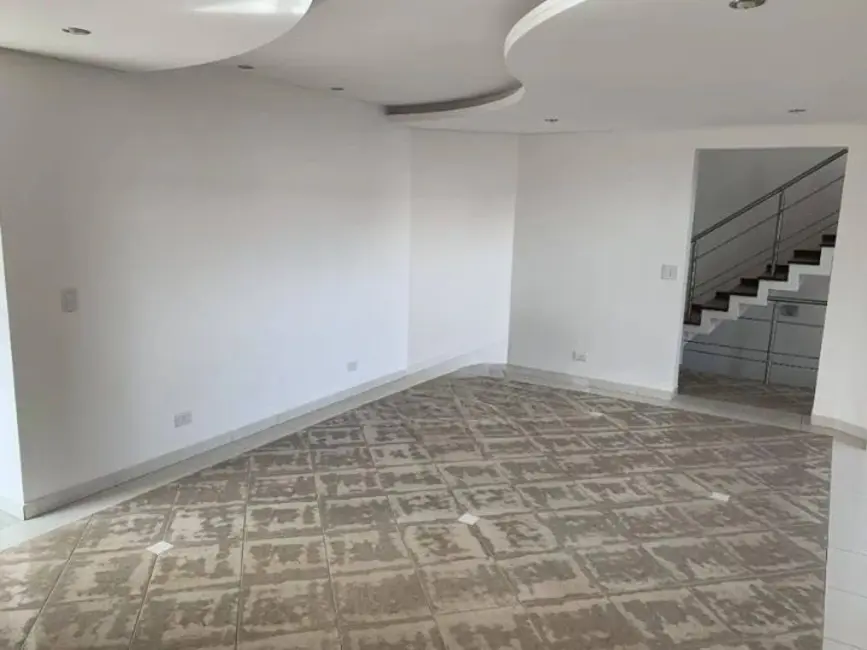 Sobrado com 3 quartos à venda, 356m2 em Vila Scarpelli, Santo Andre - SP - imagem 9 Foto 9 de Sobrado com 3 quartos à venda, 356m2 em Vila Scarpelli, Santo Andre - SP