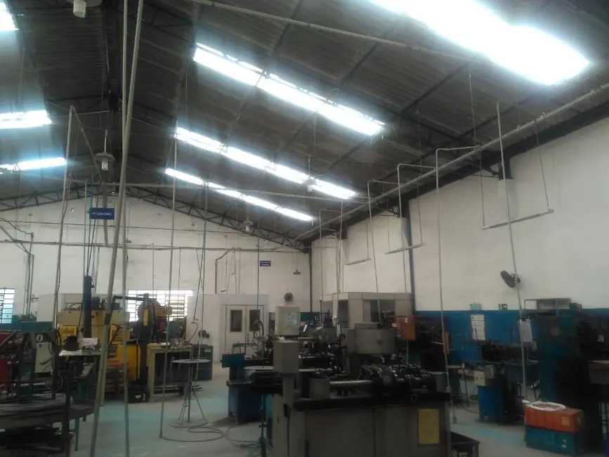 Armazém / Galpão à venda, 885m2 em Jardim Bela Vista, Santo Andre - SP - imagem 4 Foto 4 de Armazém / Galpão à venda, 885m2 em Jardim Bela Vista, Santo Andre - SP