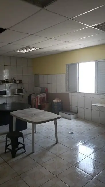 Armazém / Galpão à venda, 800m2 em Vila Carmosina, São Paulo - SP - imagem 8 Foto 8 de Armazém / Galpão à venda, 800m2 em Vila Carmosina, São Paulo - SP
