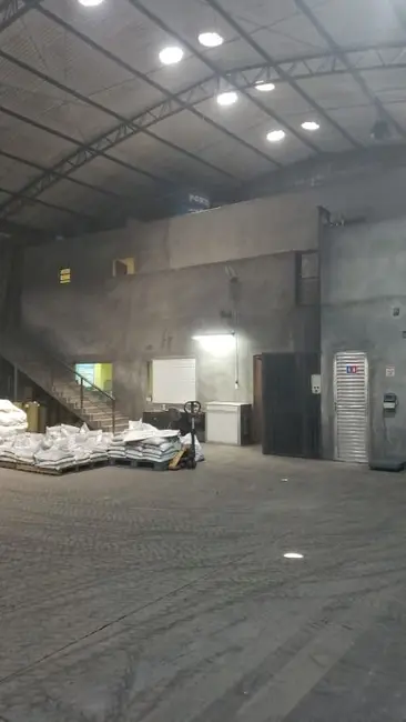 Armazém / Galpão à venda, 800m2 em Vila Carmosina, São Paulo - SP - imagem 5 Foto 5 de Armazém / Galpão à venda, 800m2 em Vila Carmosina, São Paulo - SP