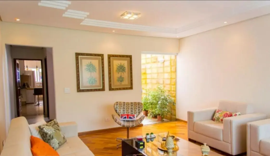 Foto 3 de Sobrado com 3 quartos à venda, 180m2 em Vila Scarpelli, Santo Andre - SP