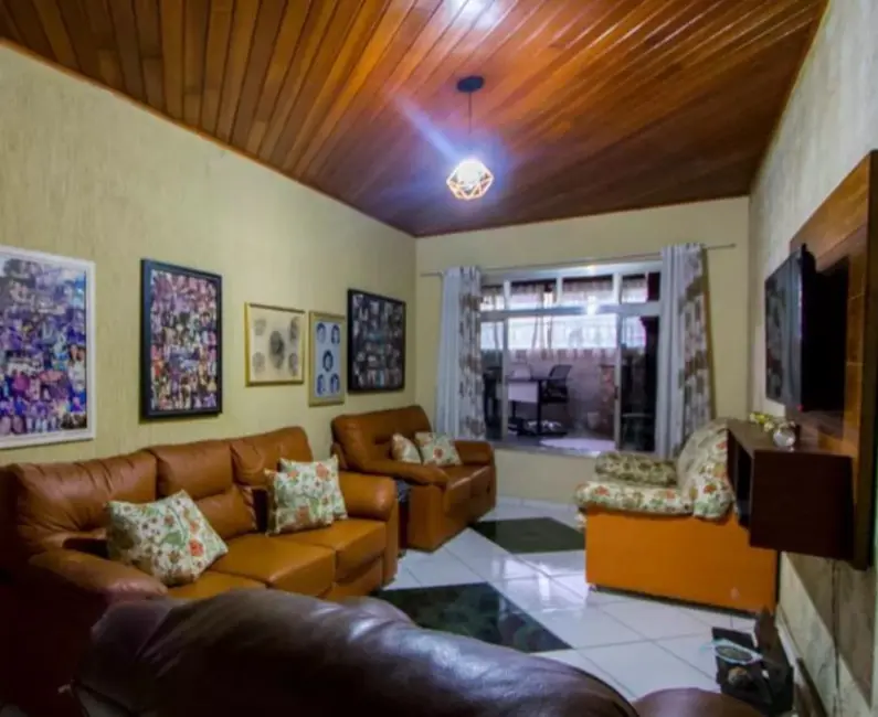 Foto 2 de Sobrado com 3 quartos para alugar, 129m2 em Vila Curuçá, Santo Andre - SP