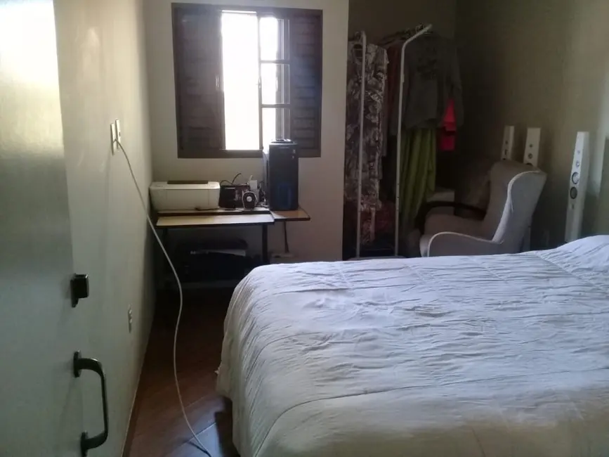 Sobrado com 5 quartos à venda, 210m2 em Vila Assunção, Santo Andre - SP - imagem 8 Foto 8 de Sobrado com 5 quartos à venda, 210m2 em Vila Assunção, Santo Andre - SP