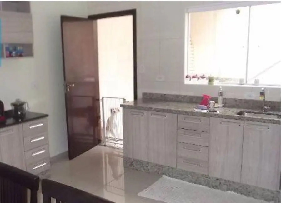 Foto 1 de Sobrado com 3 quartos à venda, 150m2 em Campestre, Santo Andre - SP