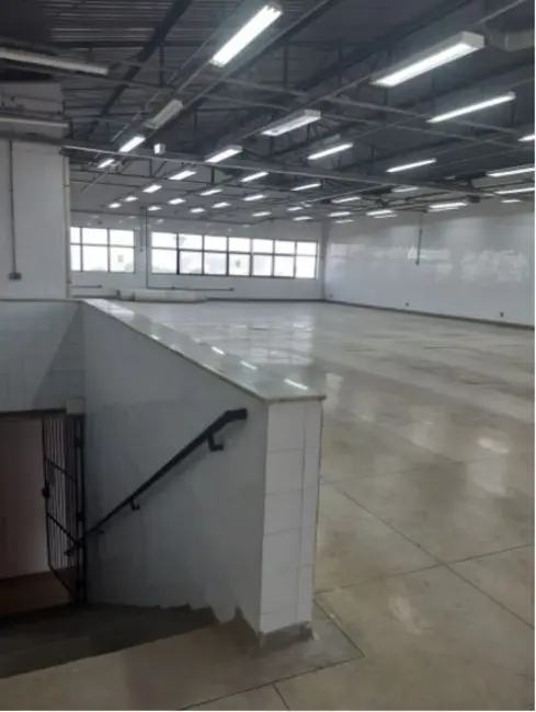 Foto 3 de Sala Comercial para alugar, 800m2 em Jardim do Estádio, Santo Andre - SP