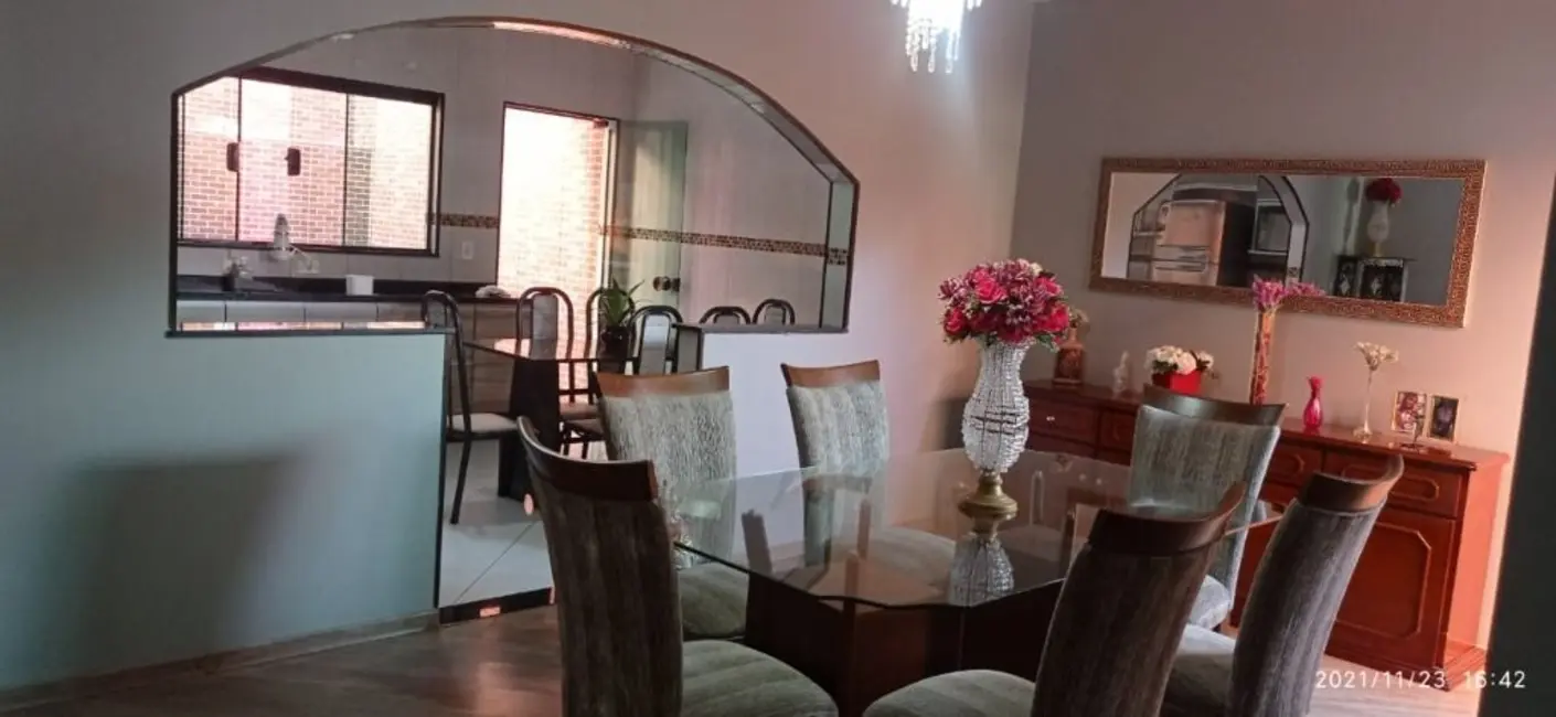 Foto 3 de Sobrado com 3 quartos à venda, 300m2 em Vila Tibiriçá, Santo Andre - SP