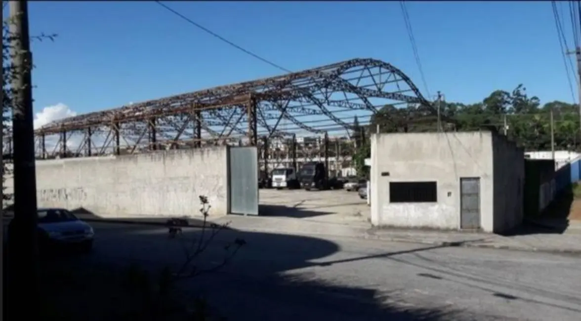 Foto 1 de Armazém / Galpão à venda, 2672m2 em Capuava, Santo Andre - SP