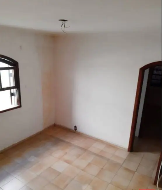 Foto 2 de Sobrado com 4 quartos à venda, 207m2 em Vila Sacadura Cabral, Santo Andre - SP