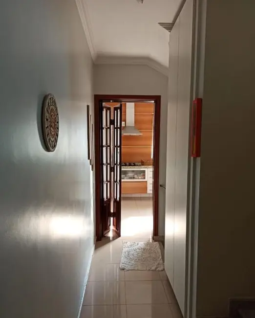 Sobrado com 4 quartos à venda, 260m2 em Campestre, Santo Andre - SP - imagem 5 Foto 5 de Sobrado com 4 quartos à venda, 260m2 em Campestre, Santo Andre - SP