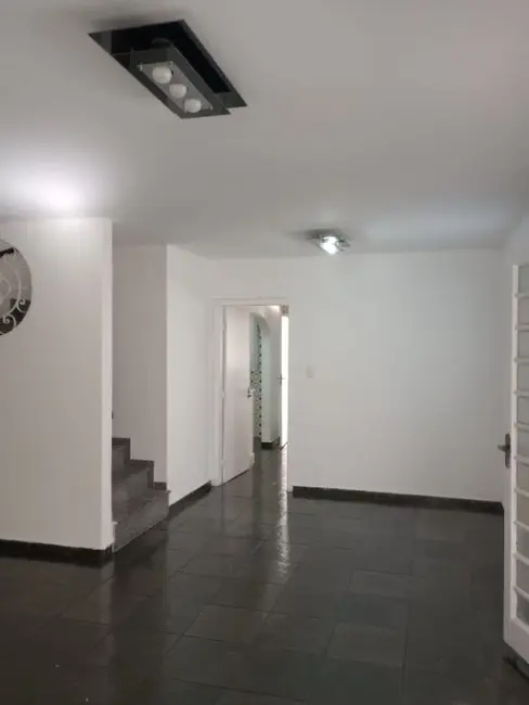 Foto 2 de Sobrado com 3 quartos à venda, 202m2 em Vila Alzira, Santo Andre - SP
