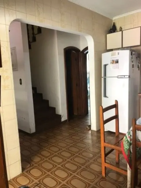 Foto 2 de Sobrado com 4 quartos à venda, 212m2 em Parque Industriário, Santo Andre - SP
