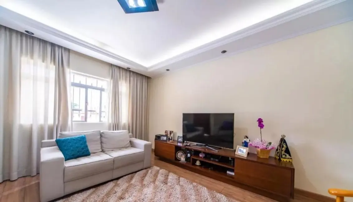 Foto 2 de Sobrado com 3 quartos para alugar, 313m2 em Vila Valparaíso, Santo Andre - SP