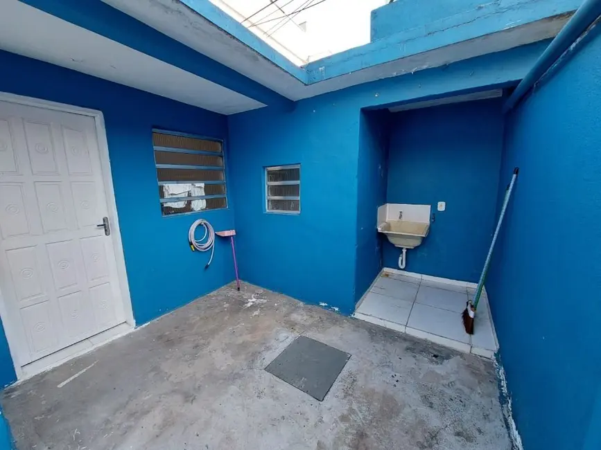 Foto 3 de Casa com 1 quarto para alugar, 130m2 em Jardim Bom Pastor, Santo Andre - SP