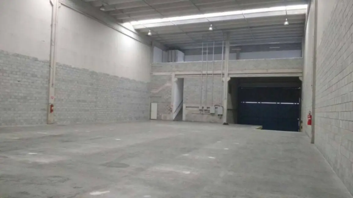 Foto 2 de Armazém / Galpão para alugar, 1420m2 em Piraporinha, Diadema - SP