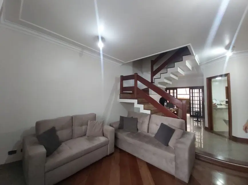 Foto 3 de Sobrado com 3 quartos à venda, 122m2 em Sao Bernardo Do Campo - SP