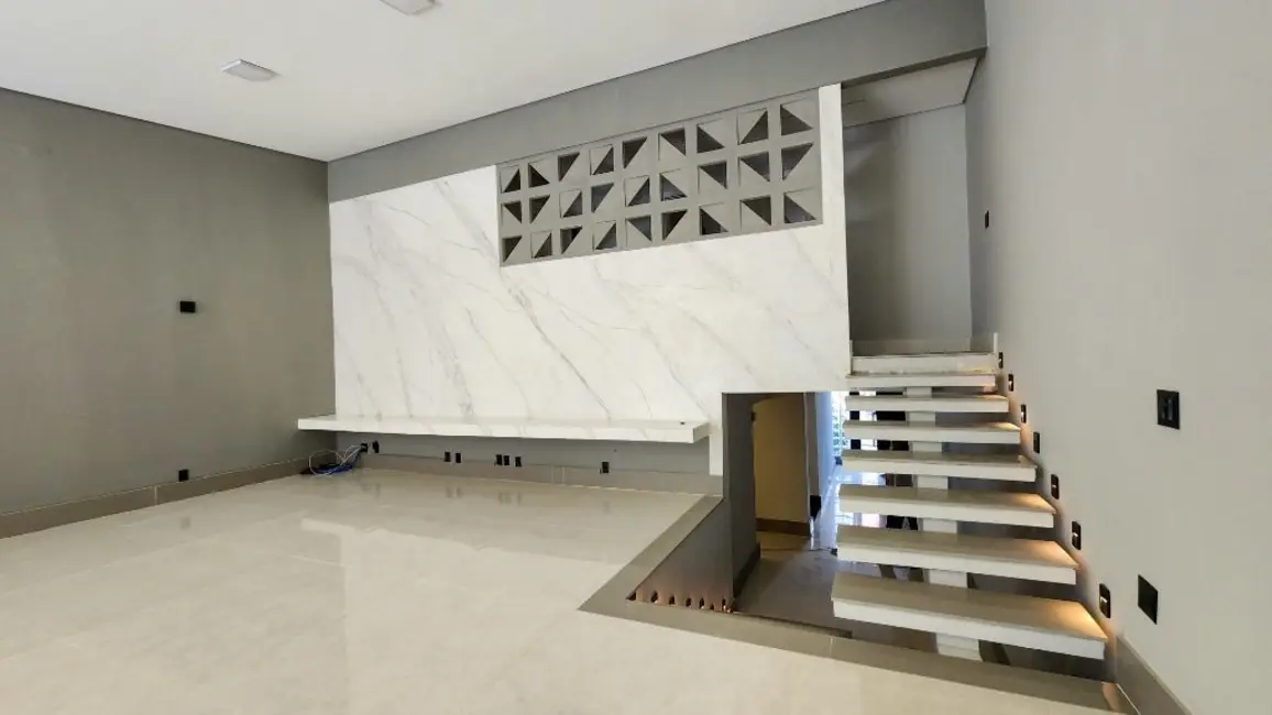 Foto 2 de Sobrado com 4 quartos à venda, 287m2 em Jardim Bela Vista, Santo Andre - SP