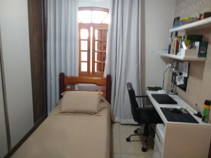 Foto 5 de Sobrado com 4 quartos à venda, 300m2 em Jardim Bela Vista, Santo Andre - SP