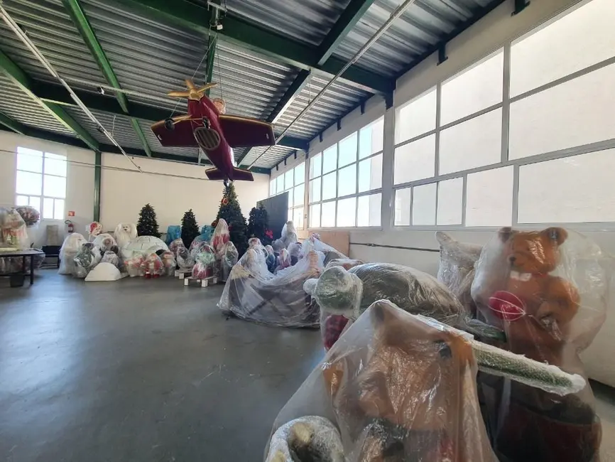 Foto 4 de Armazém / Galpão à venda e para alugar, 900m2 em Jardim Paraíso, Santo Andre - SP