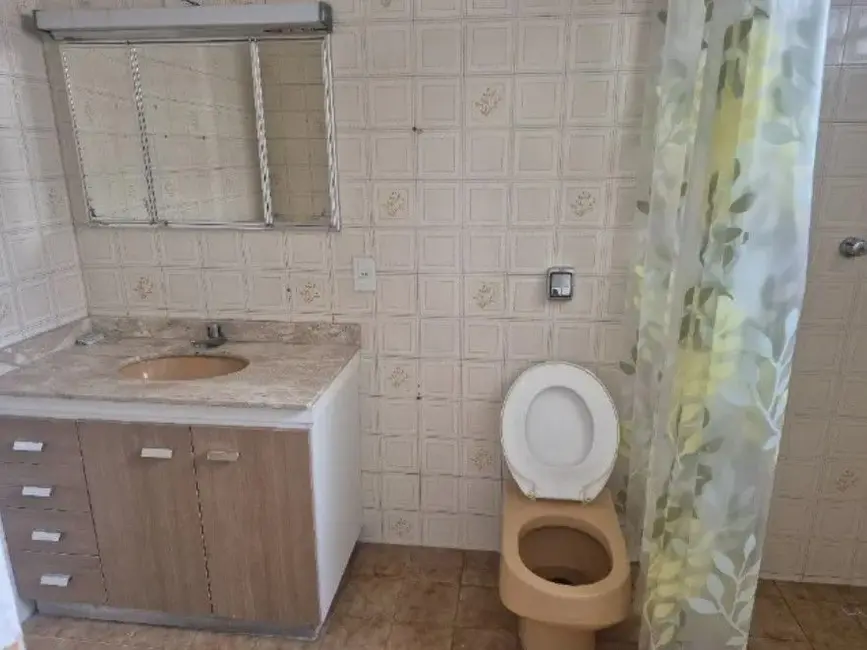 Foto 5 de Sobrado com 4 quartos para alugar, 166m2 em Vila Bastos, Santo Andre - SP