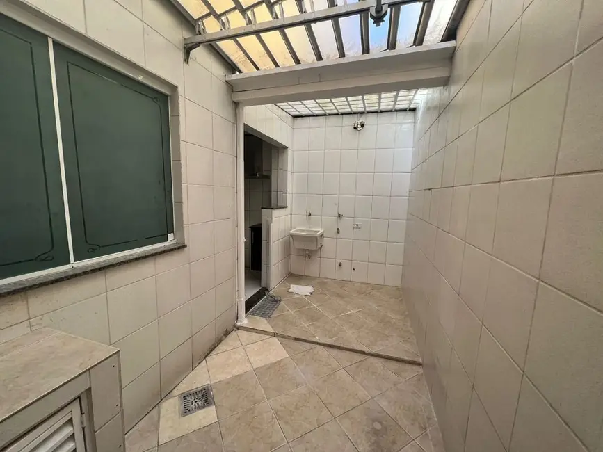 Foto 5 de Sobrado com 4 quartos à venda e para alugar, 108m2 em Jardim, Santo Andre - SP