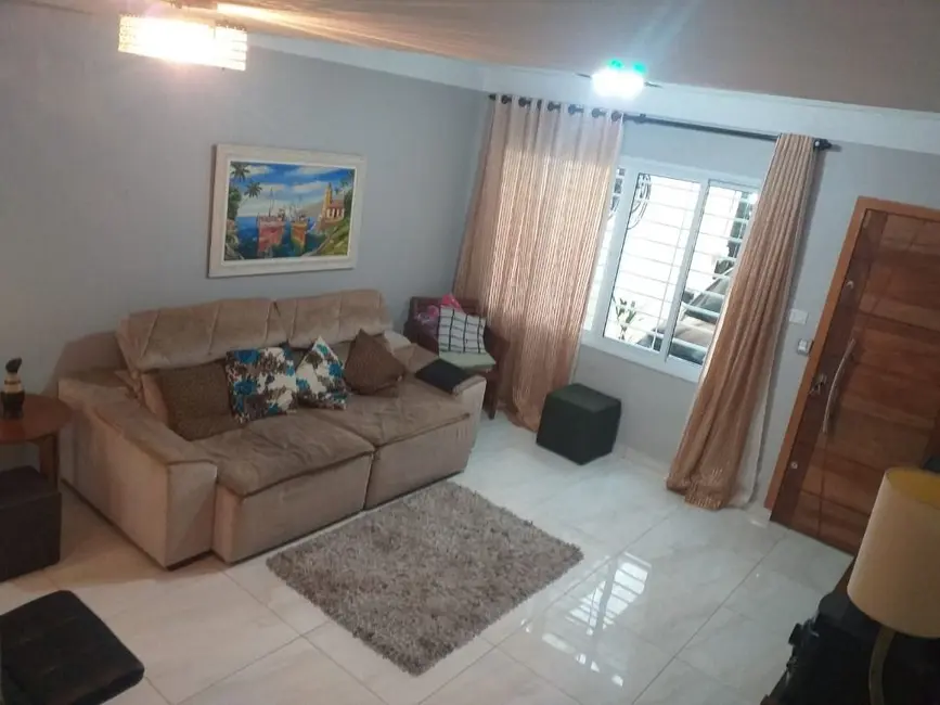 Sobrado com 4 quartos à venda, 112m2 em Vila Scarpelli, Santo Andre - SP - imagem 1 Foto 1 de Sobrado com 4 quartos à venda, 112m2 em Vila Scarpelli, Santo Andre - SP