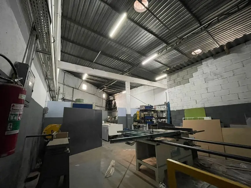 Foto 8 de Armazém / Galpão à venda, 884m2 em Jardim Santo Antônio, Santo Andre - SP