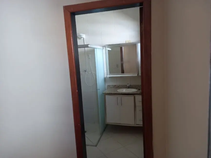 Casa com 2 quartos à venda, 296m2 em Santo Andre - SP - imagem 6 Foto 6 de Casa com 2 quartos à venda, 296m2 em Santo Andre - SP