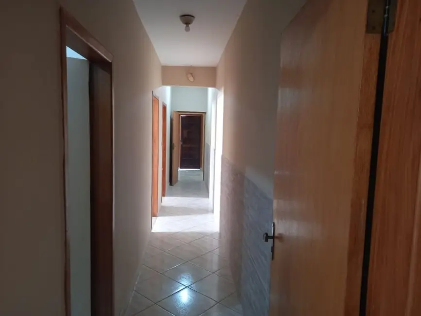 Casa com 2 quartos à venda, 296m2 em Santo Andre - SP - imagem 3 Foto 3 de Casa com 2 quartos à venda, 296m2 em Santo Andre - SP