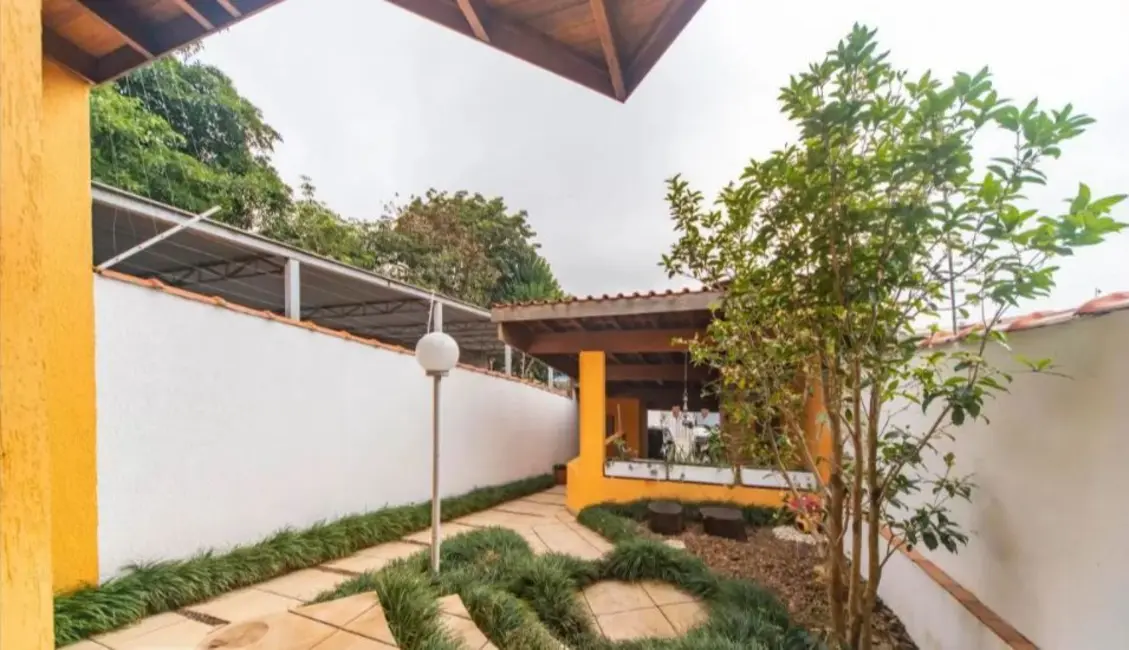 Foto 1 de Casa com 3 quartos à venda e para alugar, 215m2 em Vila Pires, Santo Andre - SP