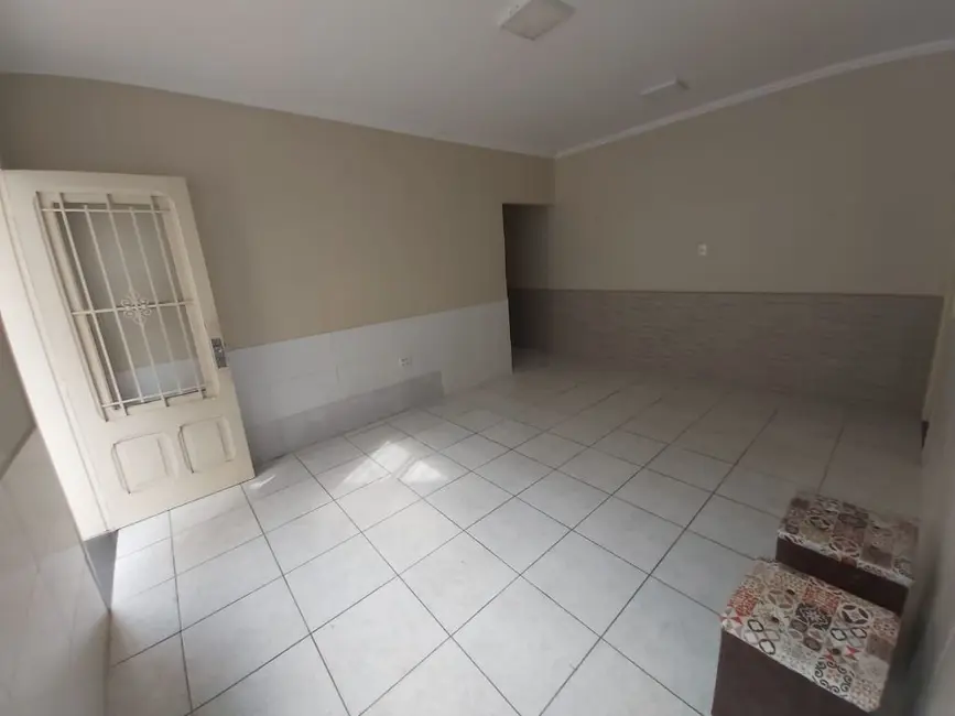 Foto 3 de Casa com 1 quarto para alugar, 60m2 em Sao Bernardo Do Campo - SP